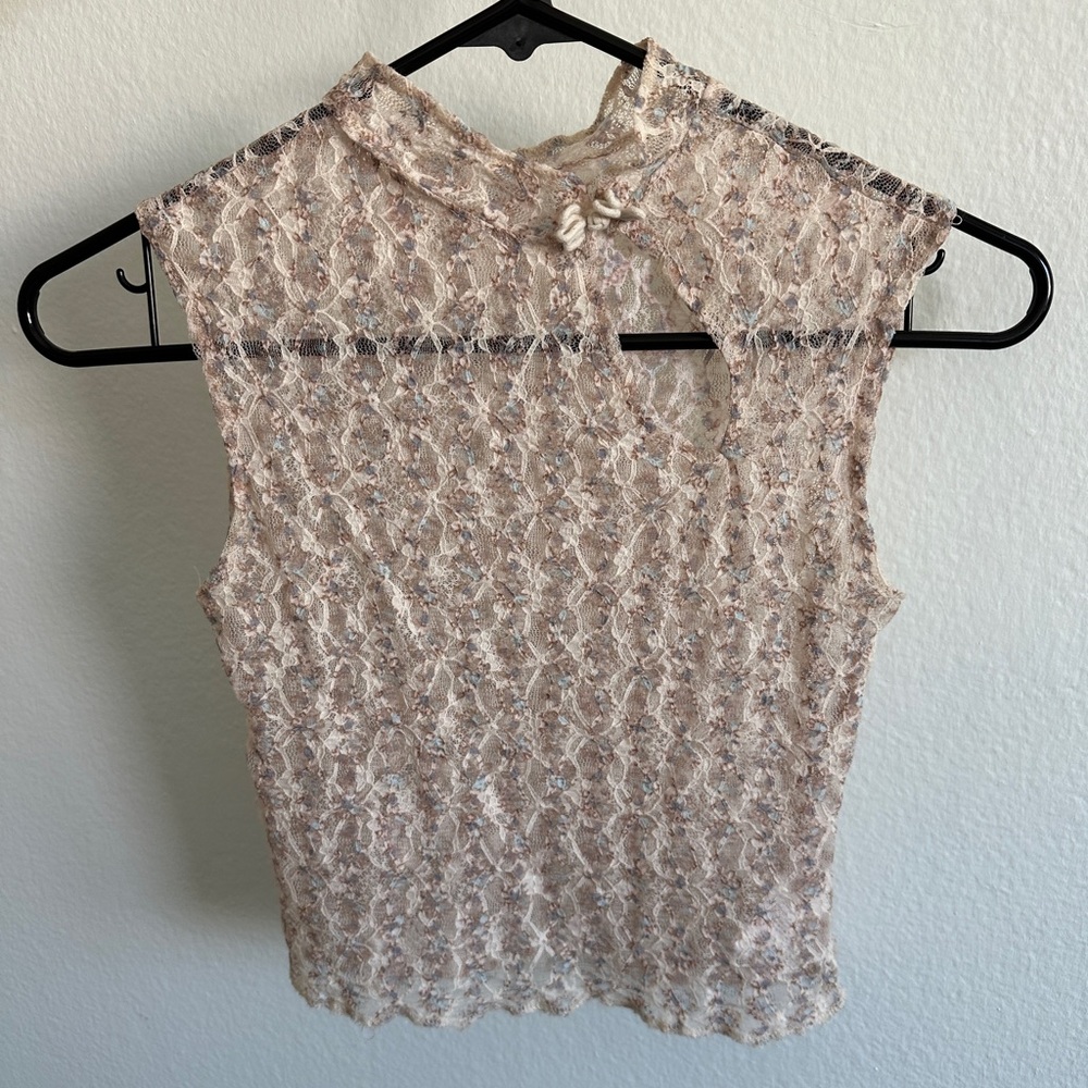 SOLD - Verge Girl - summer lace top - XS - worn once!